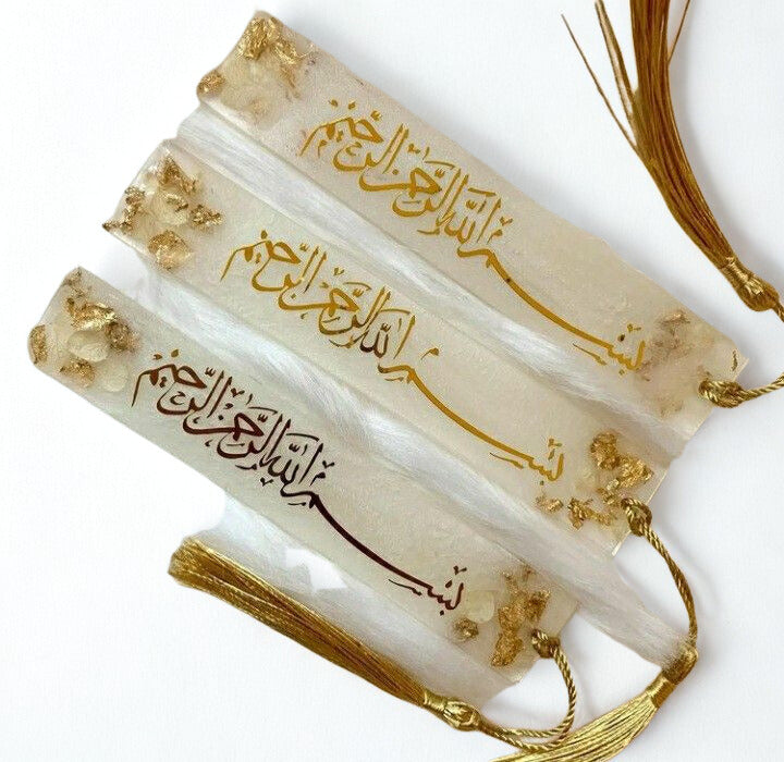 Bookmark – Personalized with Custom Text & Tassel - Gift for Book Readers